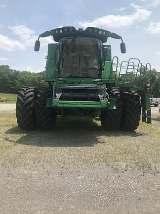 Image of John Deere S780 equipment image 2