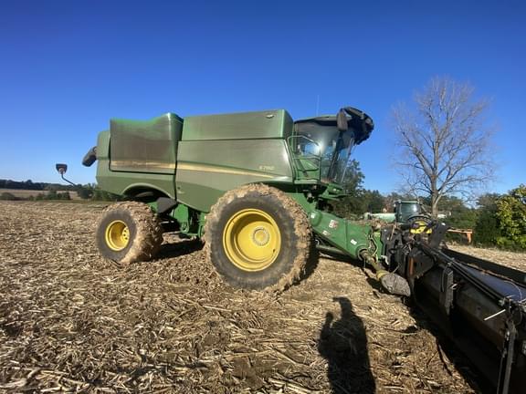 Image of John Deere S780 equipment image 3