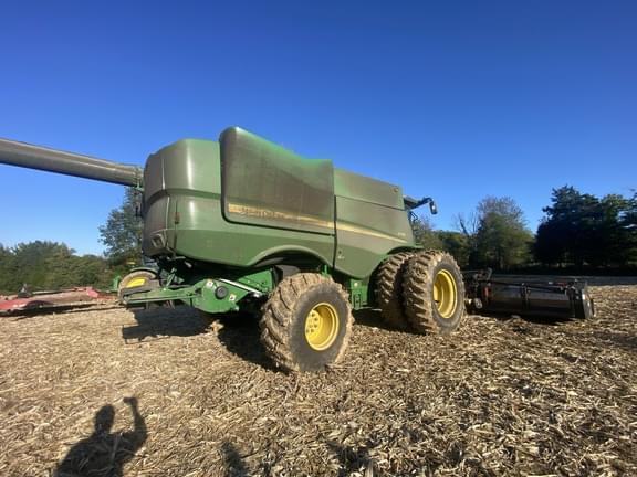 Image of John Deere S780 equipment image 4