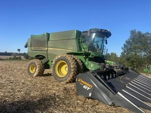 2023 John Deere S780 Image