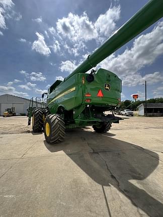 Image of John Deere S780 equipment image 3