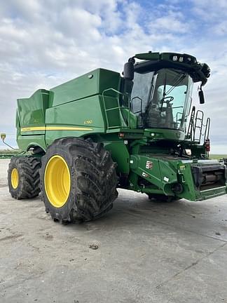 Image of John Deere S780 equipment image 2