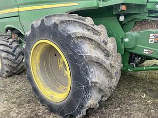 Main image John Deere S780 6