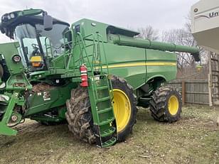 Main image John Deere S780 7