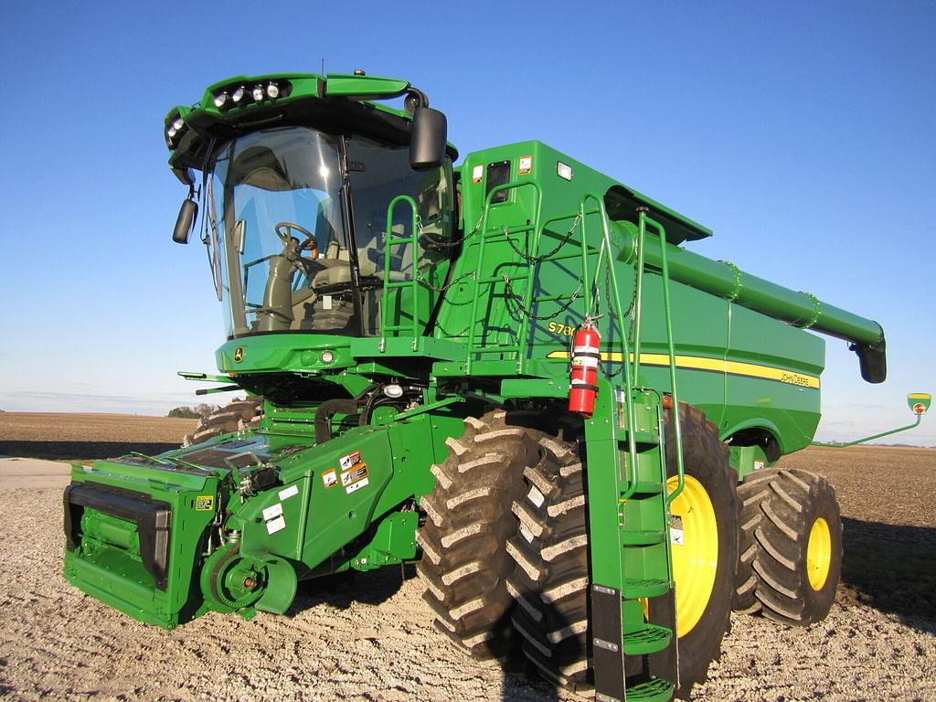 Image of John Deere S780 Primary image