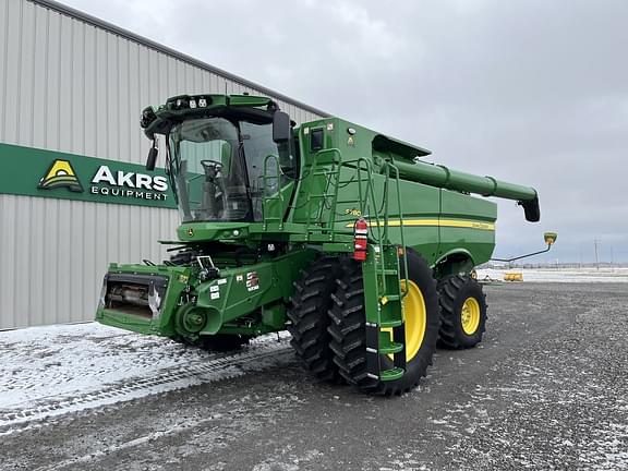 Image of John Deere S780 equipment image 2