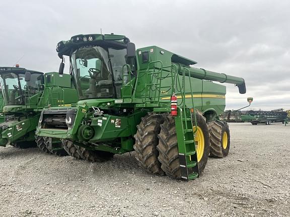 Image of John Deere S780 equipment image 4