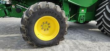 Main image John Deere S780 19