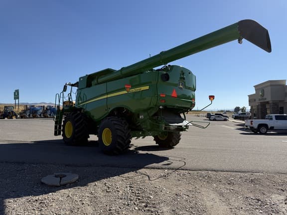Image of John Deere S780 equipment image 3