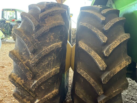 Image of John Deere S780 equipment image 3