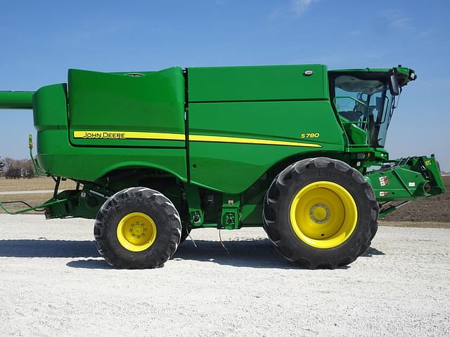 Image of John Deere S780 equipment image 3