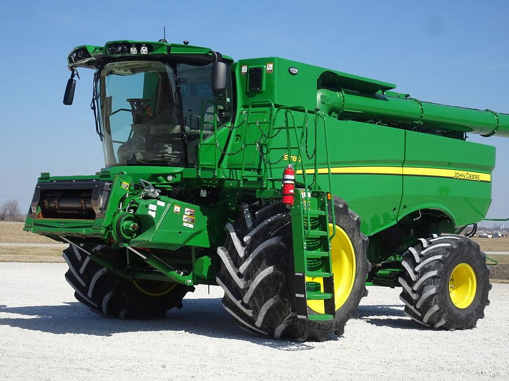 Image of John Deere S780 Primary image