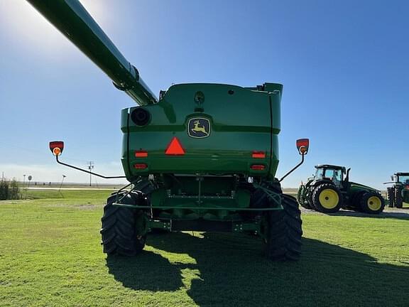 Image of John Deere S780 equipment image 3