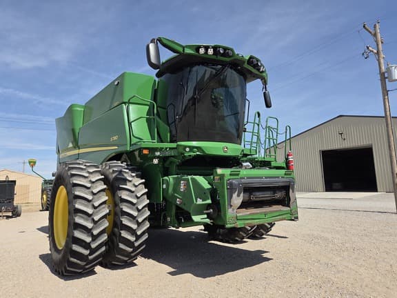 Image of John Deere S780 equipment image 1