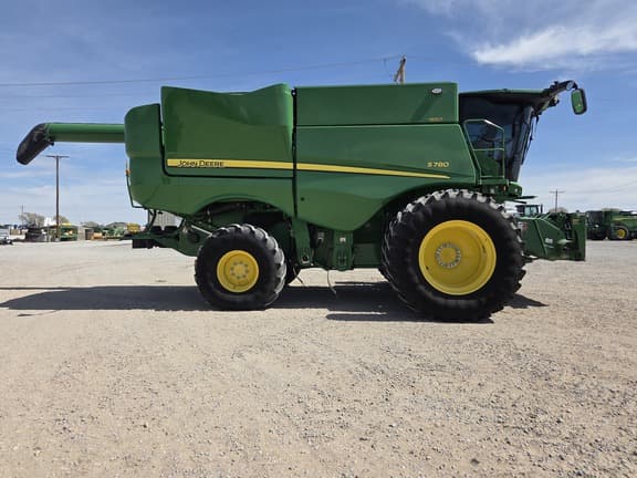 Image of John Deere S780 Primary image