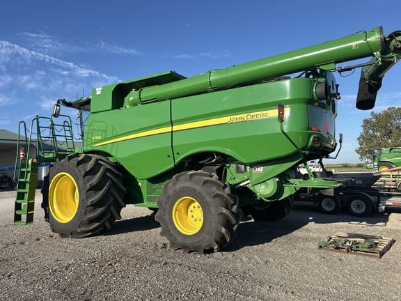 2024 John Deere S780 Equipment Image0