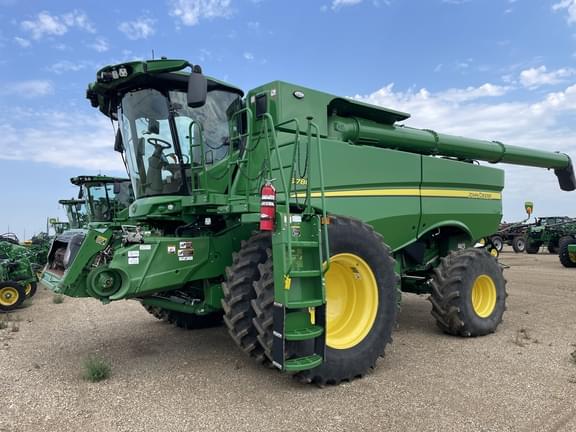 Image of John Deere S780 equipment image 1