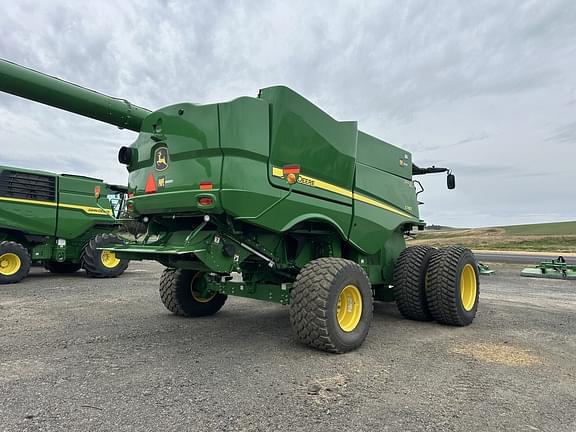 Image of John Deere S780 equipment image 3
