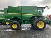 Thumbnail image John Deere S780 8