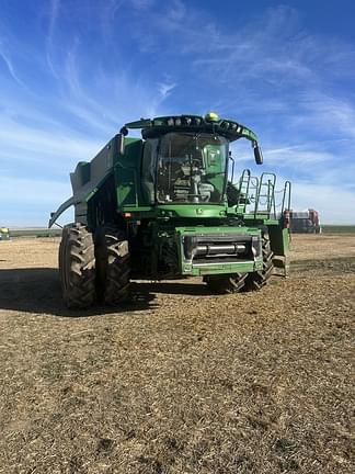 Image of John Deere S780 equipment image 3