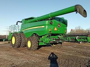 Main image John Deere S780 3