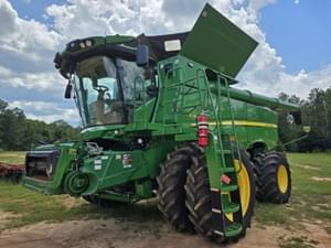 2023 John Deere S780 Image