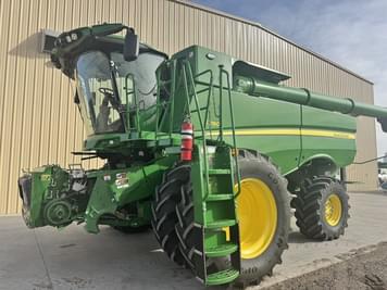 Main image John Deere S780