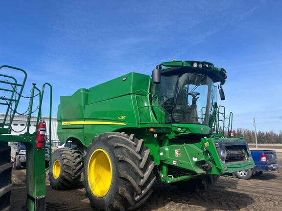 2023 John Deere S780 Equipment Image0