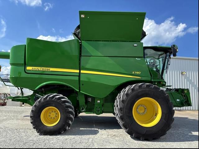 Image of John Deere S780 equipment image 3