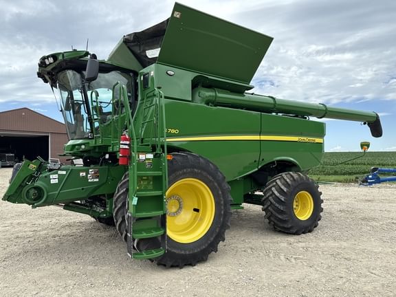 2023 John Deere S780 Equipment Image0
