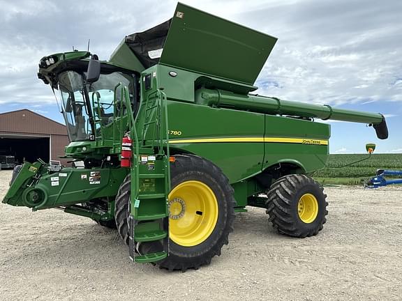 Image of John Deere S780 Primary image