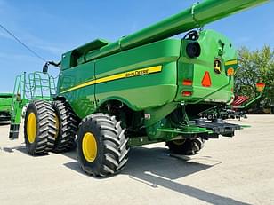 Main image John Deere S780 13