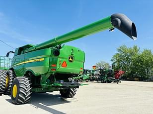 Main image John Deere S780 14