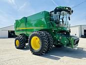 Thumbnail image John Deere S780 1