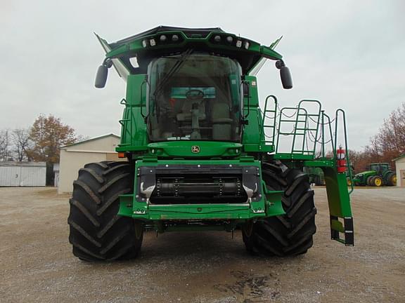 Image of John Deere S780 equipment image 3