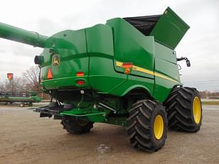 Main image John Deere S780 7