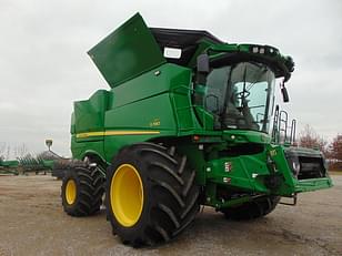 Main image John Deere S780 9