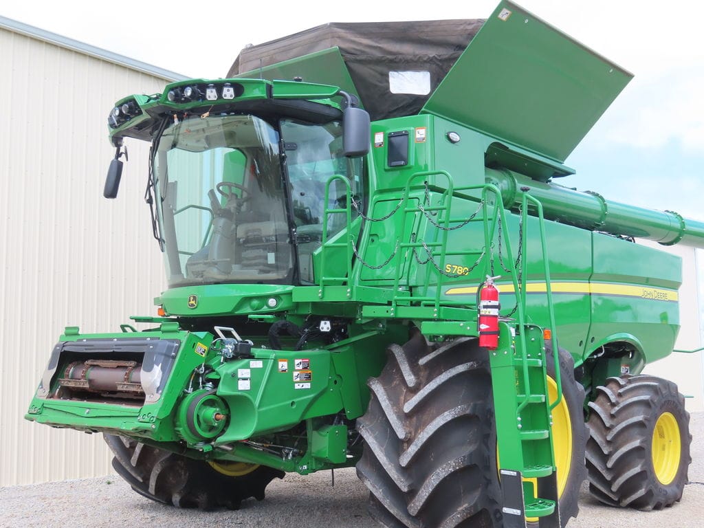 2023 John Deere S780 Equipment Image0