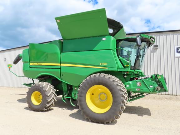 Image of John Deere S780 Primary image