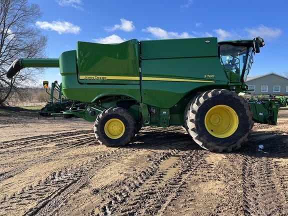 2023 John Deere S780 Equipment Image0