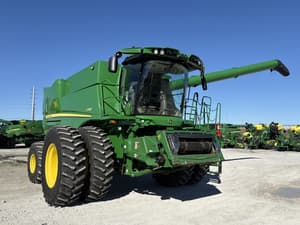 2023 John Deere S780 Image