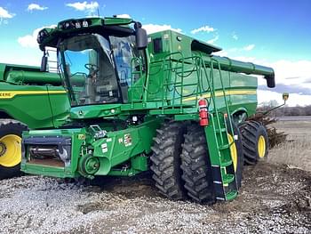 2023 John Deere S780 Equipment Image0