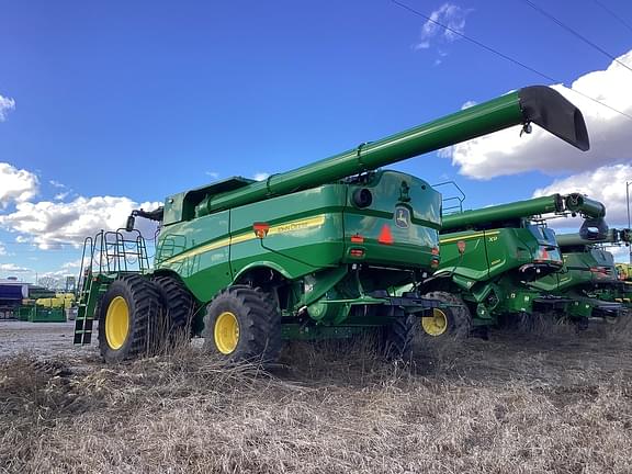 Image of John Deere S780 equipment image 3