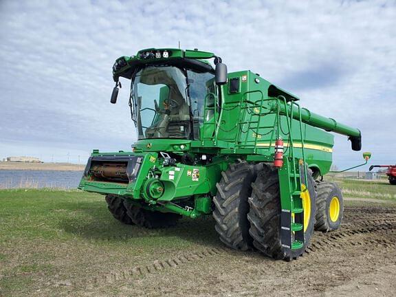 Image of John Deere S780 Primary image