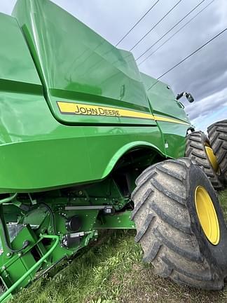 Image of John Deere S780 equipment image 4