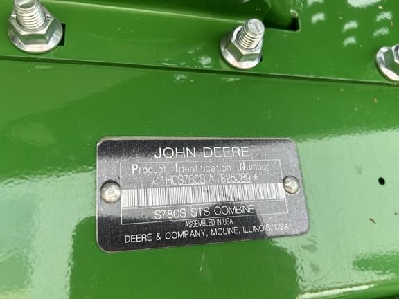 Image of John Deere S780 equipment image 2