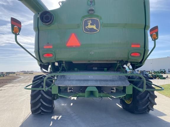 Image of John Deere S780 equipment image 3
