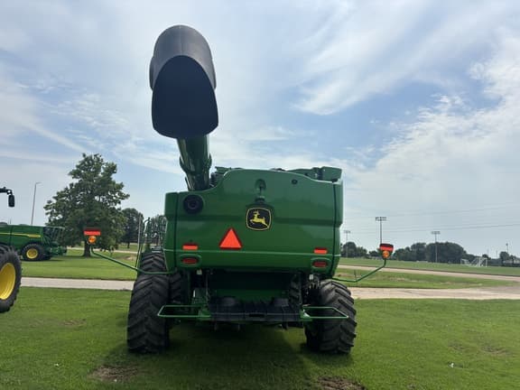 Image of John Deere S780 equipment image 3