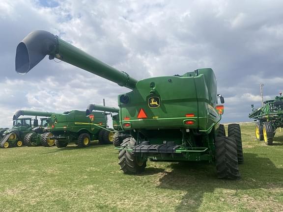 Image of John Deere S780 equipment image 3