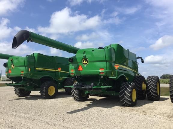 Image of John Deere S780 equipment image 4